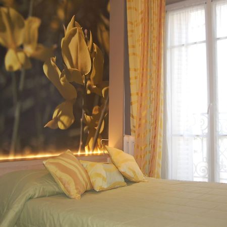 Hotel Jean Bart Paris Bagian luar foto