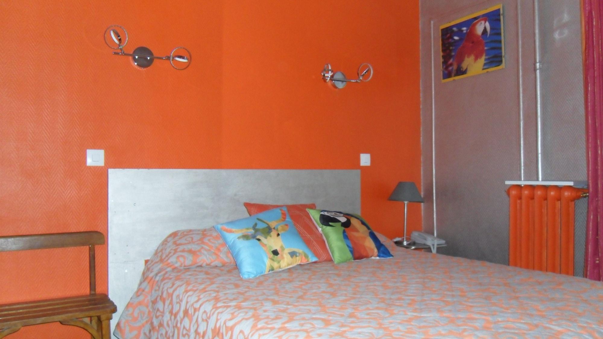 Hotel Jean Bart Paris Bagian luar foto
